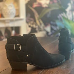 Black Vince Camuto Ankle Boots/Booties - Like New!